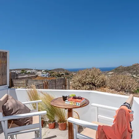 Plakes Sea View Apartment *