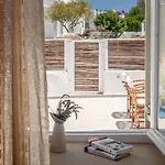 Plakes Sea View
